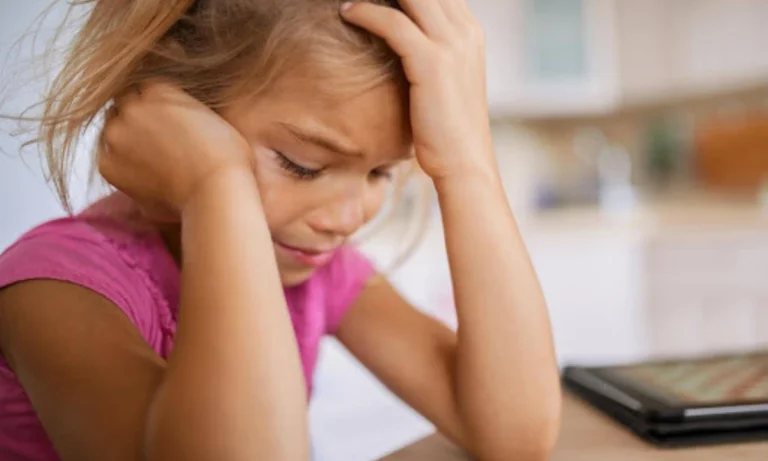 Deprivation and trauma in childhood may increase the risk of opioid addiction